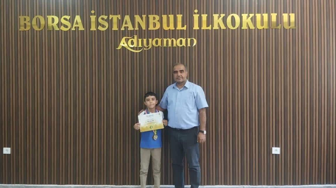 OKULUMUZ 4/E SINIFI ÖĞRENCİSİ HÜSEYİN UÇAR'DAN BÜYÜK BAŞARI
